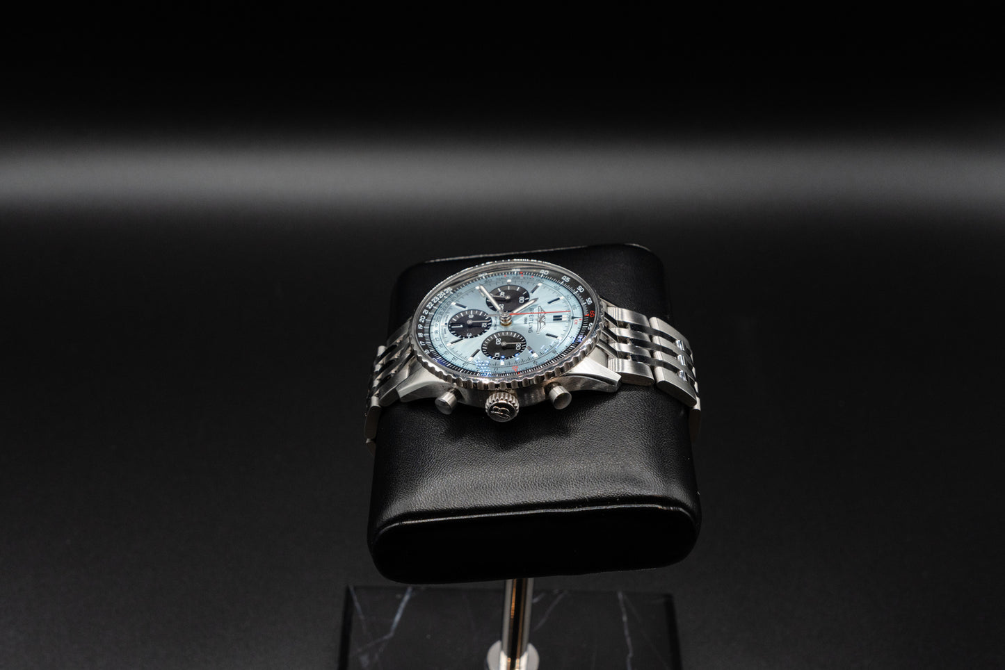 Breitling Navitimer B01 Chronograph 43 Zifferblatt Eisblau