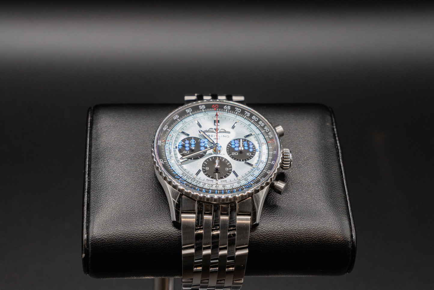 Breitling Navitimer B01 Chronograph 43 Zifferblatt Eisblau